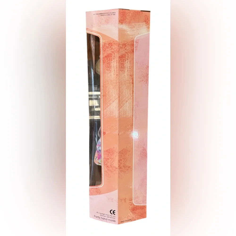 NIB  Unique Lissi Doll 
